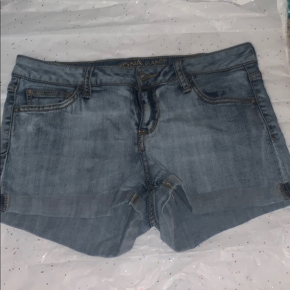 Light Wash Arizona Jean Shorts